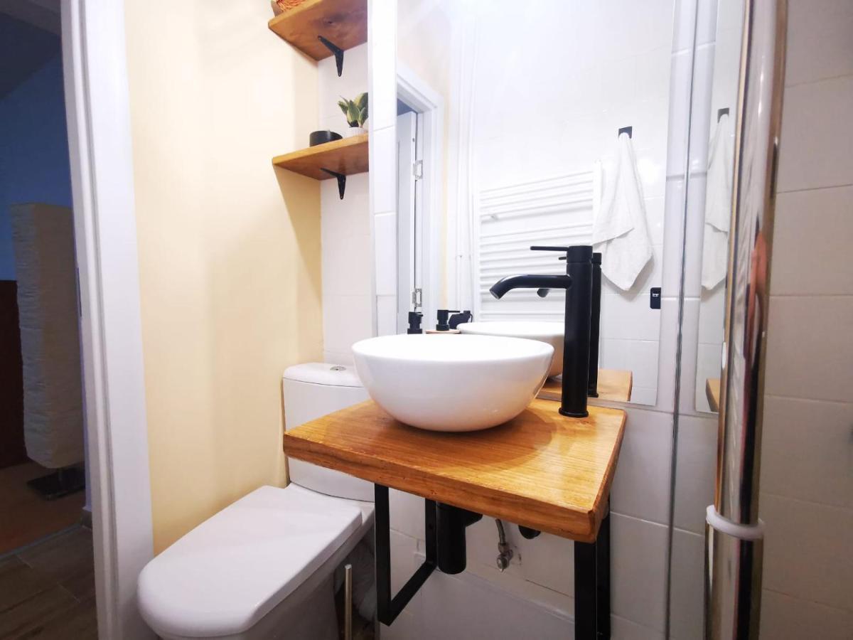 Bright And Cozy Apartment! Cluj-Napoca Exterior foto